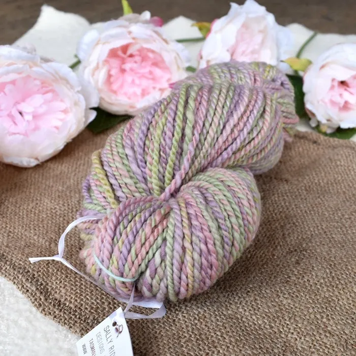 Hand Spun Tasmanian Merino Wool Chunky Yarn in Floral Cream 13077